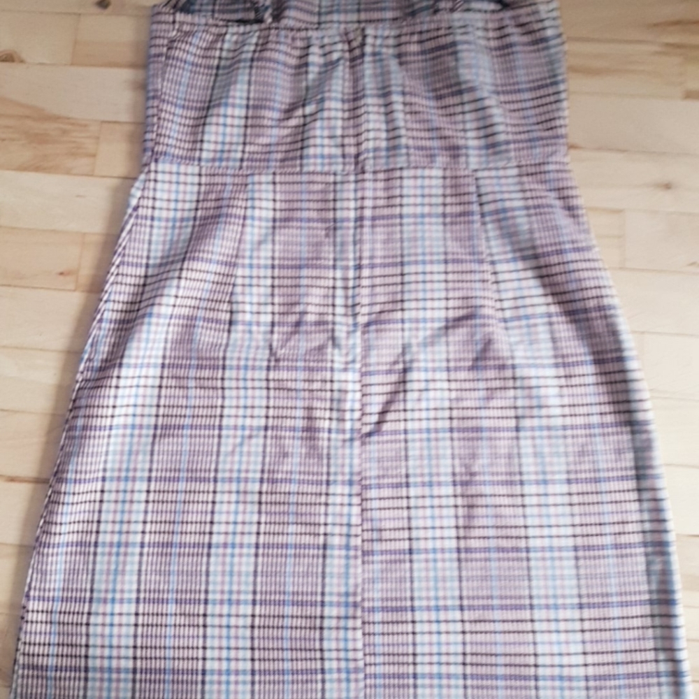 Mini dress - Picture 2 of 3